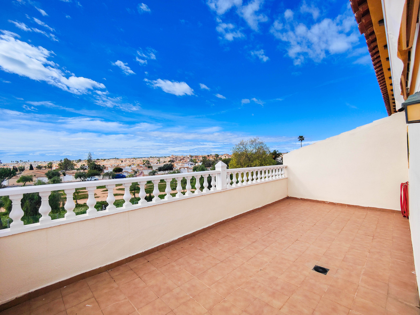For sale - 3 Bedroom 2 Bathroom Town House in Orihuela Costa - Costa Blanca  - Alicante