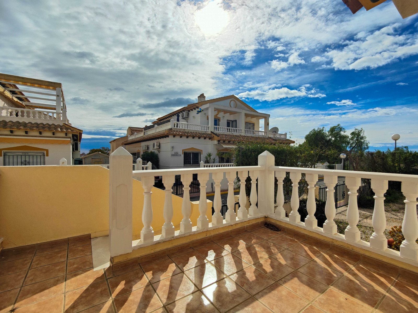 For sale - 3 Bedroom 2 Bathroom Town House in Orihuela Costa - Costa Blanca  - Alicante