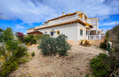 27-90-391-11-784/76092, 3 Bedroom 2 Bathroom Town House in Orihuela Costa