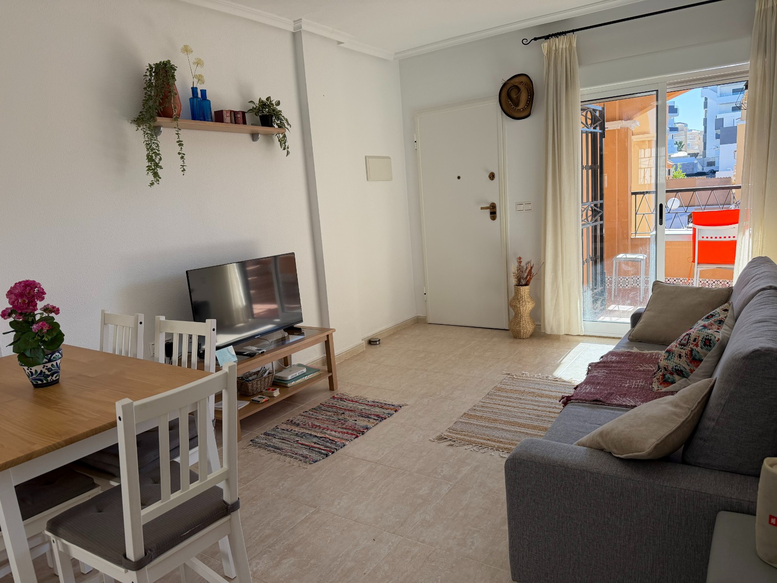 For sale - 2 Bedroom 2 Bathroom Apartment in Orihuela Costa - Costa Blanca  - Alicante