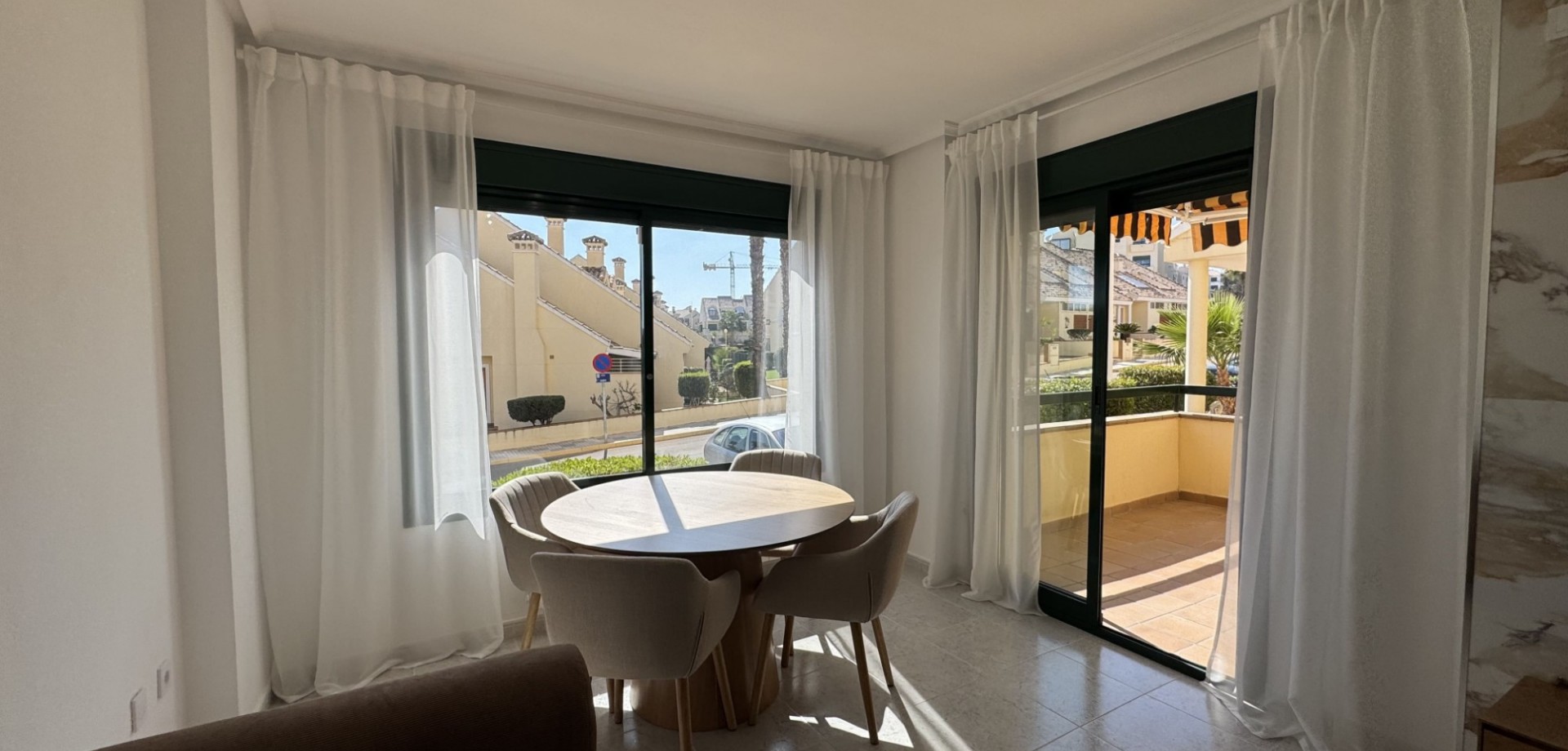 For sale - 2 Bedroom 2 Bathroom Apartment in Orihuela Costa - Costa Blanca  - Alicante