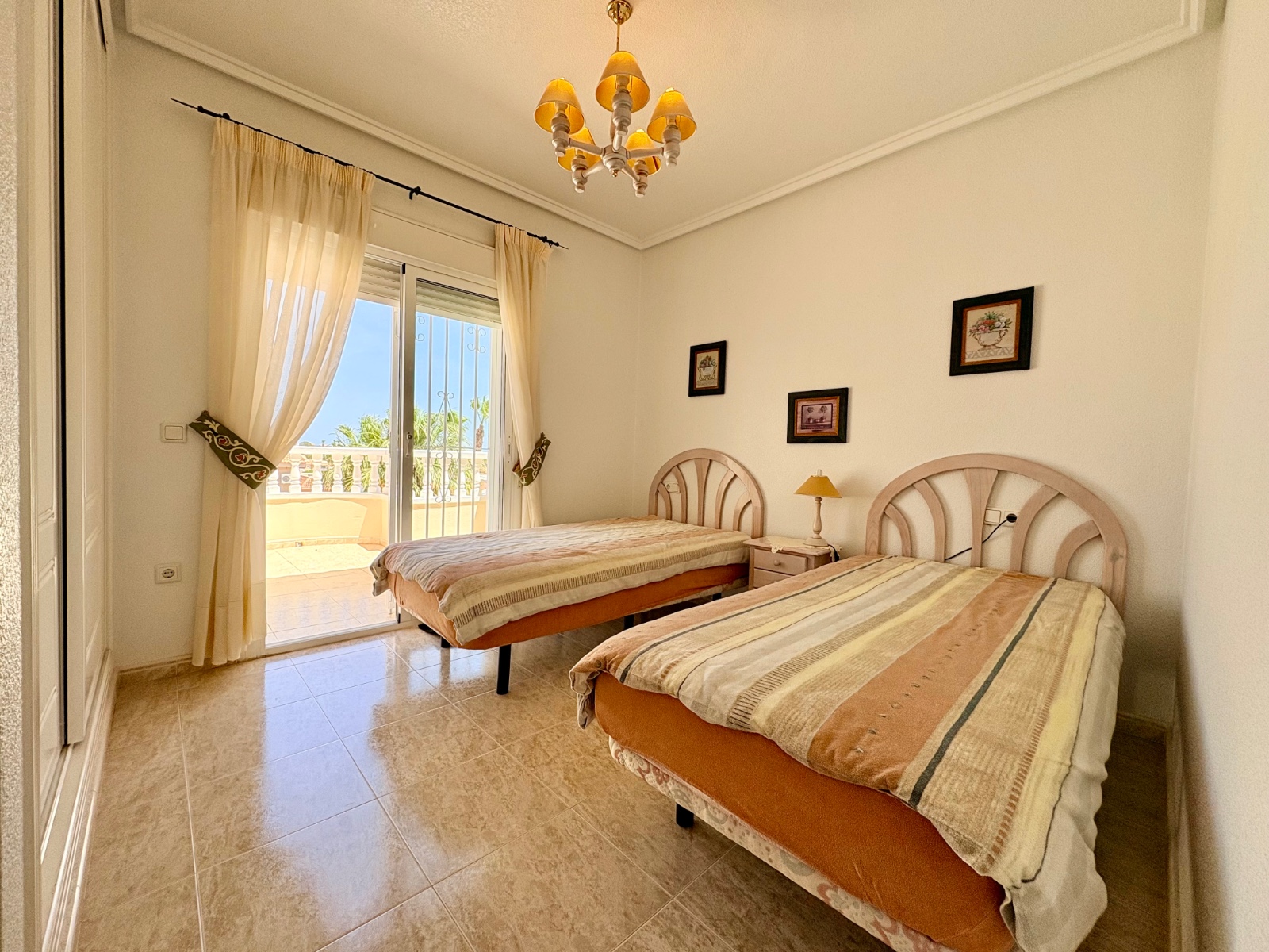 For sale - 2 Bedroom 1 Bathroom Town House in Ciudad Quesada - Inland  - Alicante