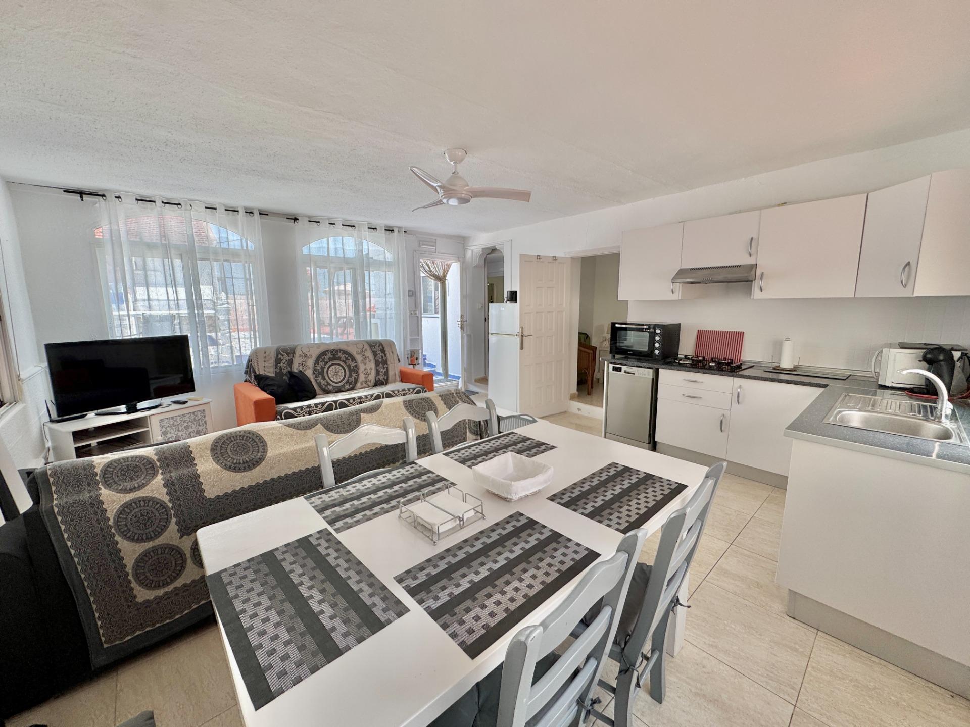 For sale - 7 Bedroom 5 Bathroom Villa in Dolores - Comunidad Valenciana  - Alicante