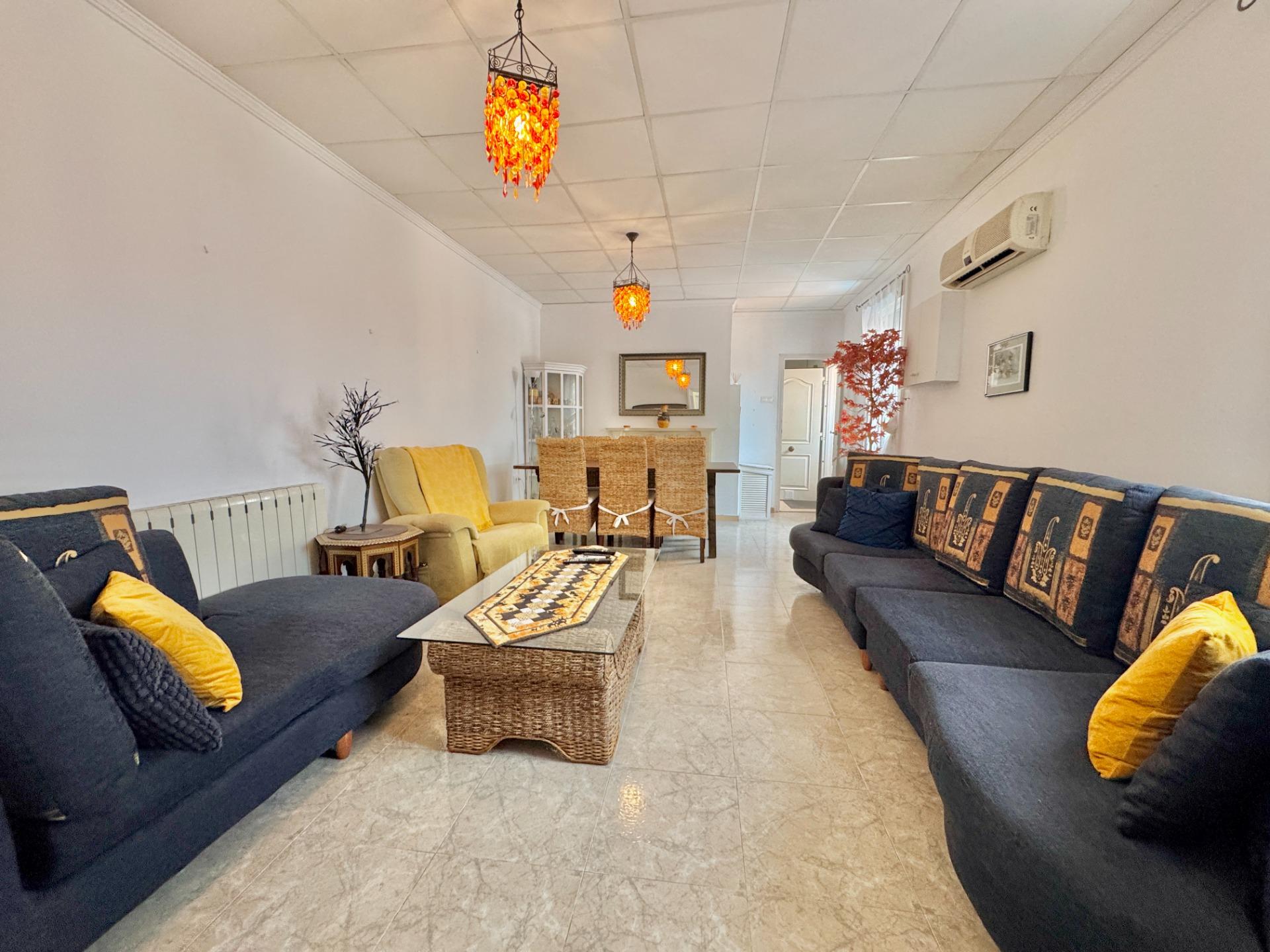 For sale - 7 Bedroom 5 Bathroom Villa in Dolores - Comunidad Valenciana  - Alicante