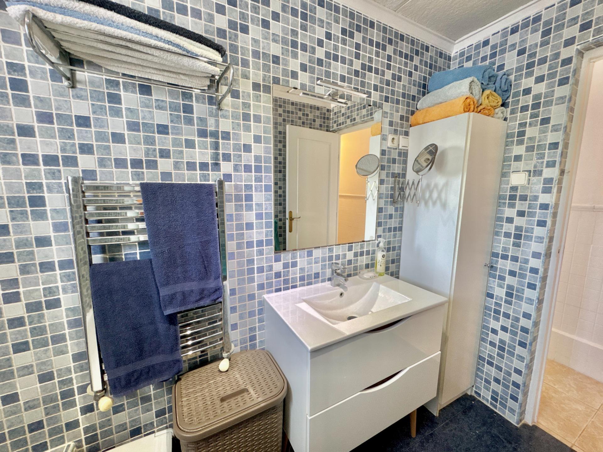 For sale - 7 Bedroom 5 Bathroom Villa in Dolores - Comunidad Valenciana  - Alicante