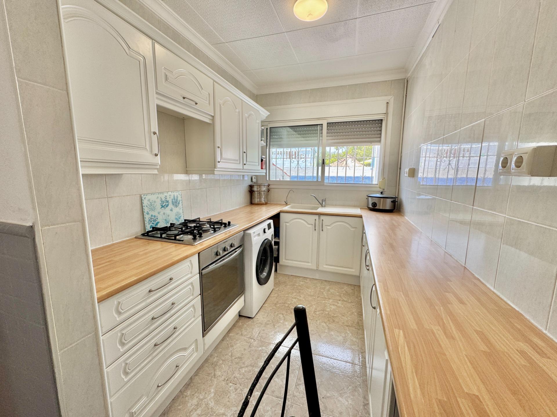 For sale - 7 Bedroom 5 Bathroom Villa in Dolores - Comunidad Valenciana  - Alicante