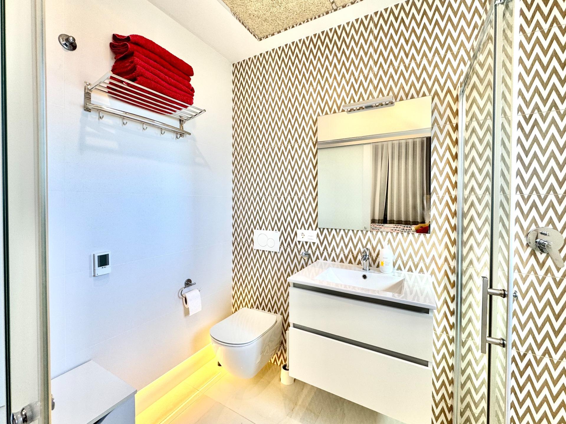 For sale - 4 Bedroom 4 Bathroom Villa in Orihuela Costa - Lomas De Cabo Roig  - Alicante