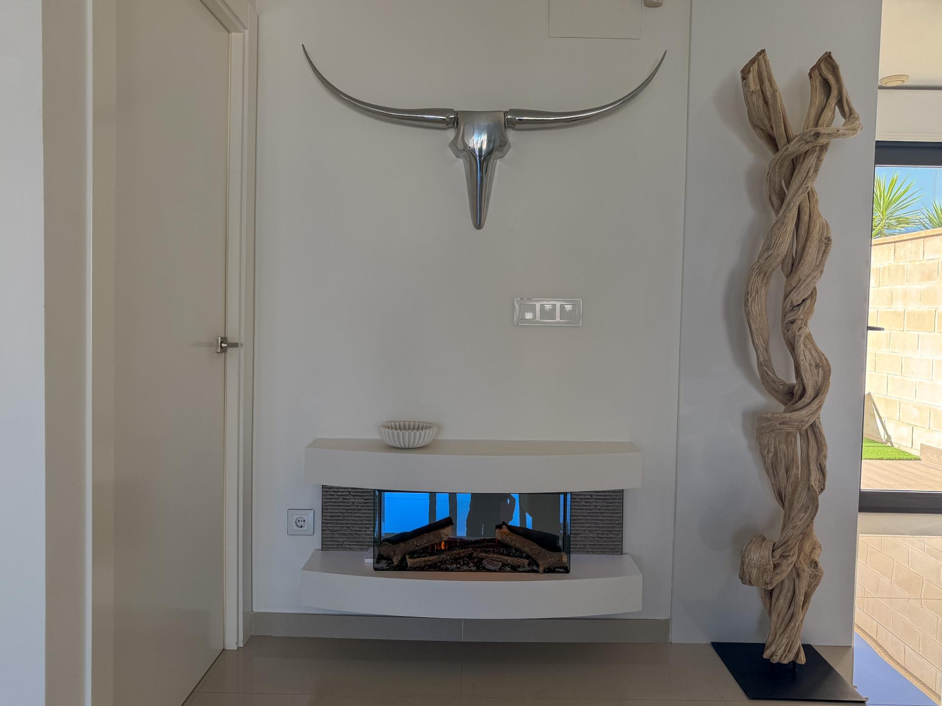 For sale - 4 Bedroom 3 Bathroom Villa in San Miguel de Salinas - Bellavista  - Alicante