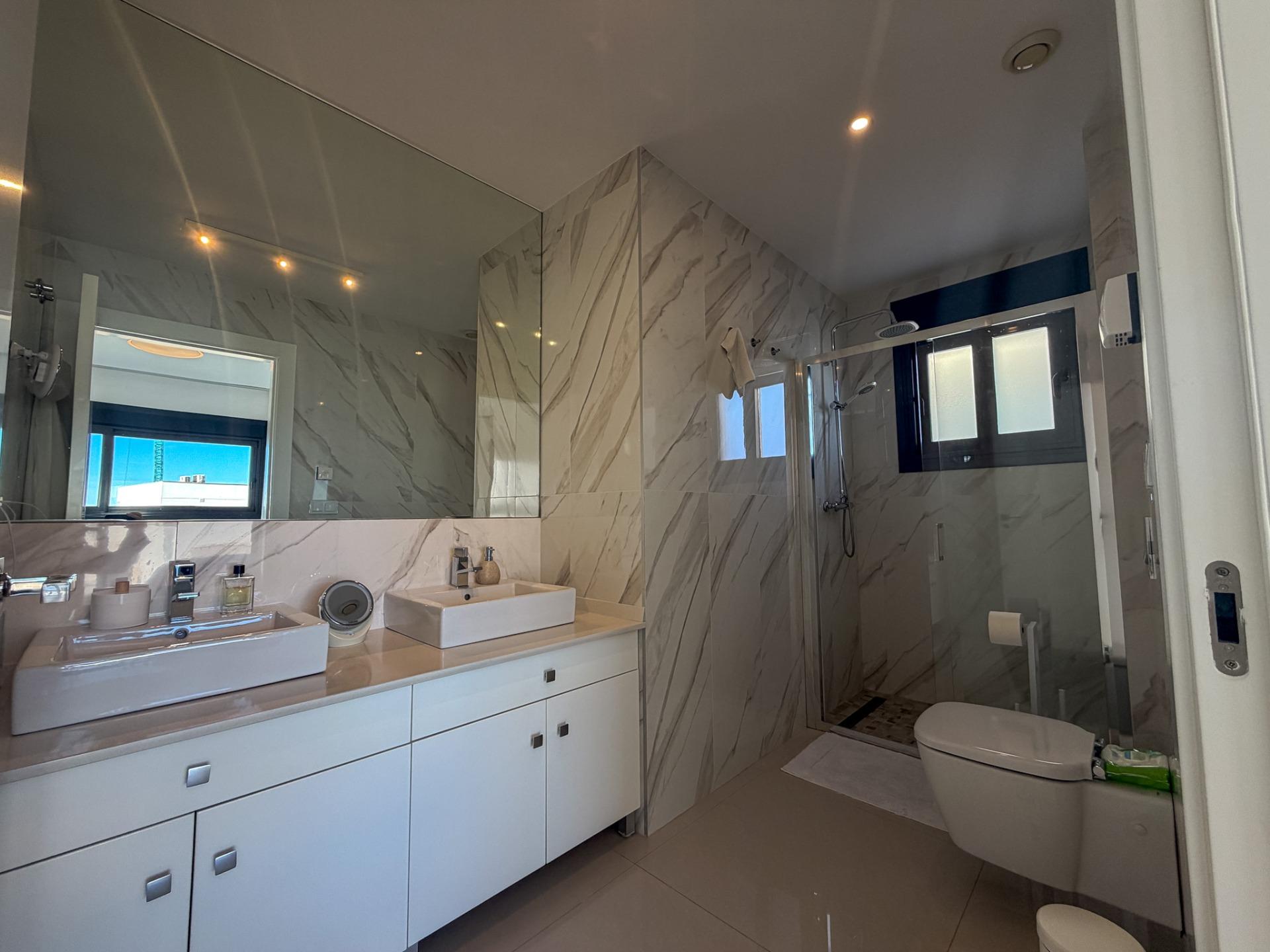 For sale - 4 Bedroom 3 Bathroom Villa in San Miguel de Salinas - Bellavista  - Alicante