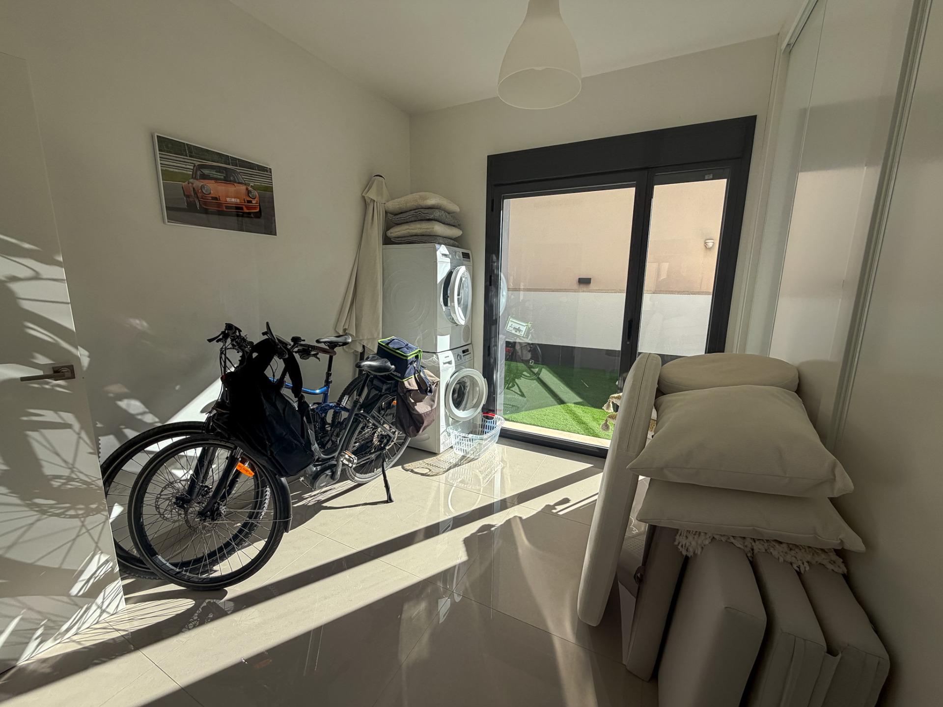 For sale - 4 Bedroom 3 Bathroom Villa in San Miguel de Salinas - Bellavista  - Alicante