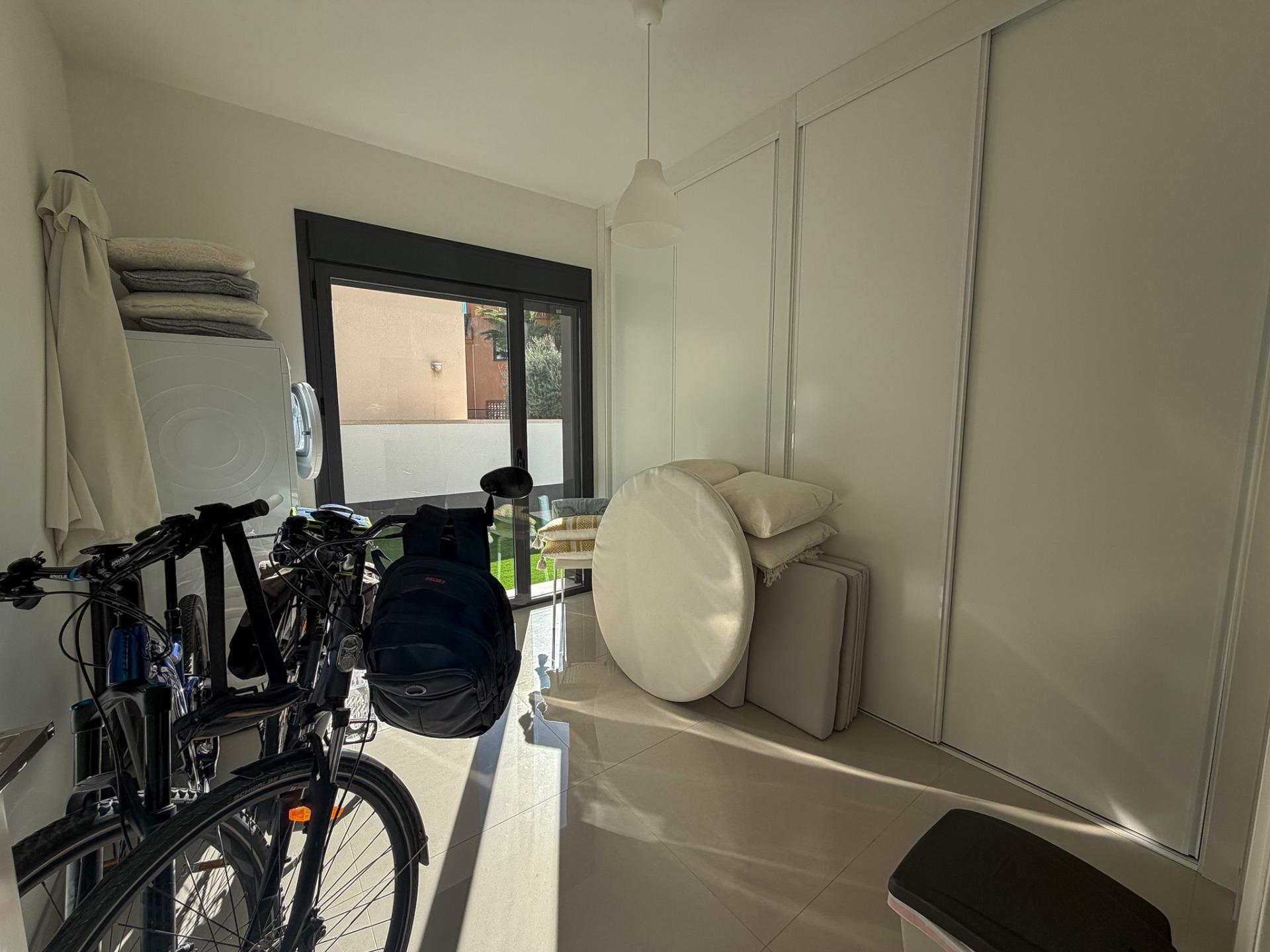 For sale - 4 Bedroom 3 Bathroom Villa in San Miguel de Salinas - Bellavista  - Alicante