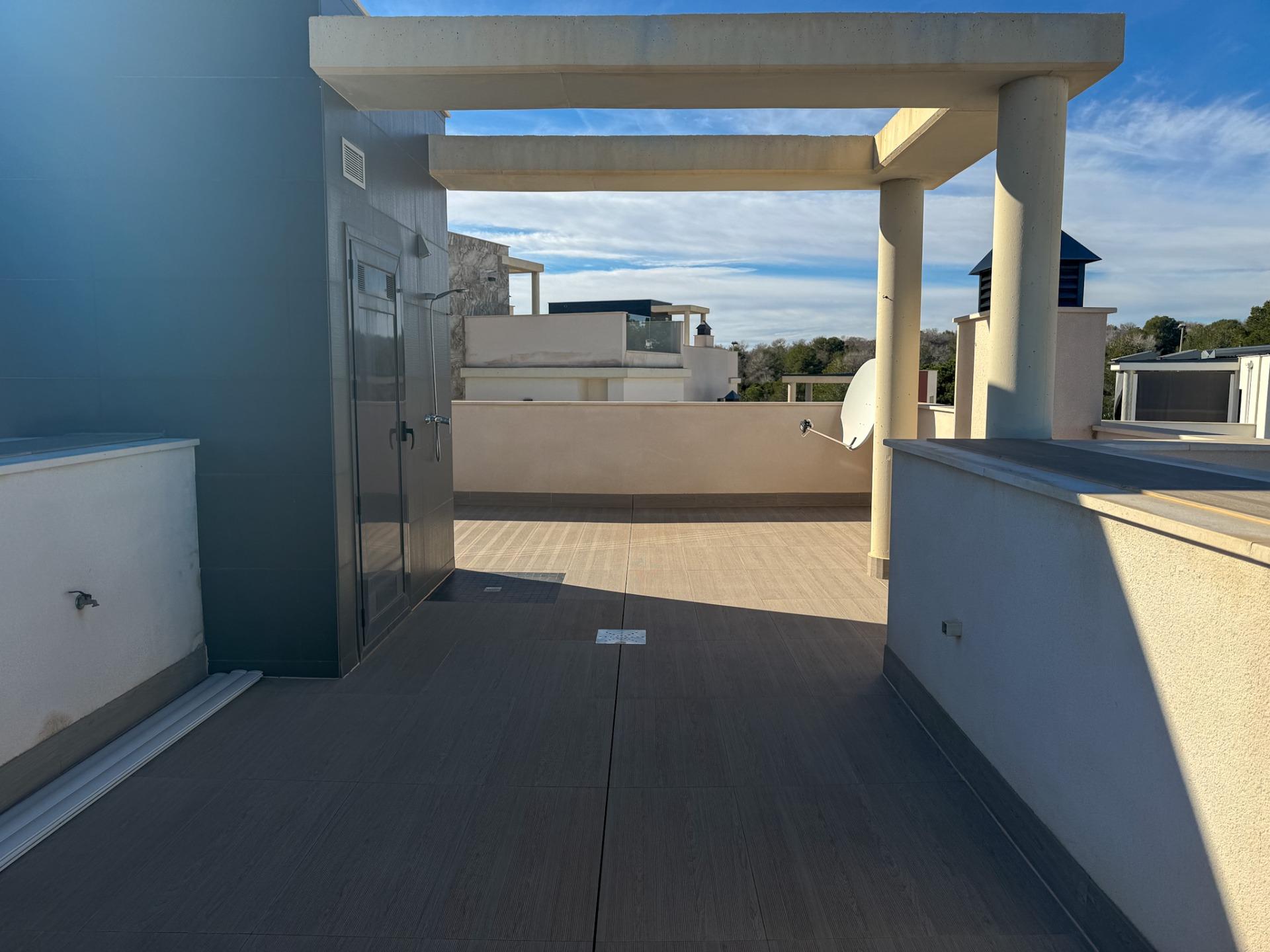 For sale - 4 Bedroom 3 Bathroom Villa in San Miguel de Salinas - Bellavista  - Alicante