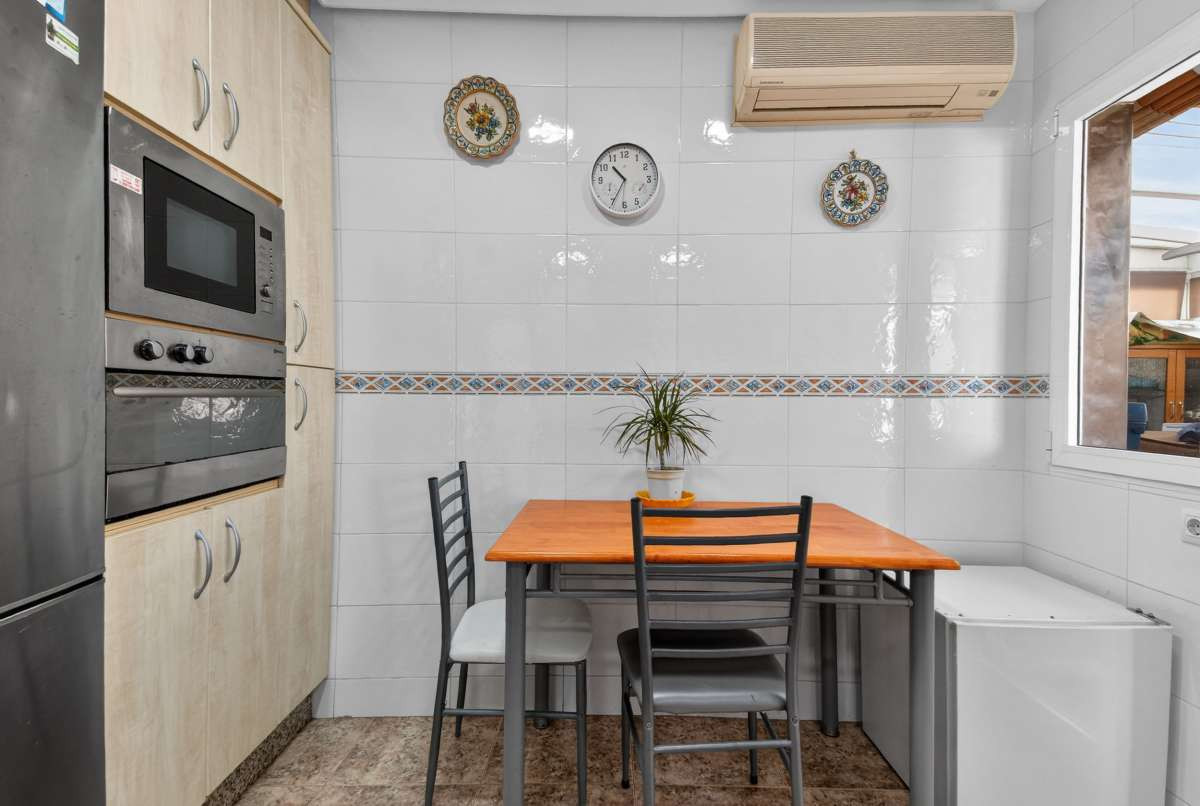 For sale - 2 Bedroom 2 Bathroom Apartment - Middle Floor Apartment in San Pedro del Pinatar - Lo Pagan  - Murcia