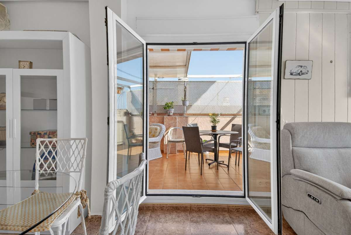 For sale - 2 Bedroom 2 Bathroom Apartment - Middle Floor Apartment in San Pedro del Pinatar - Lo Pagan  - Murcia