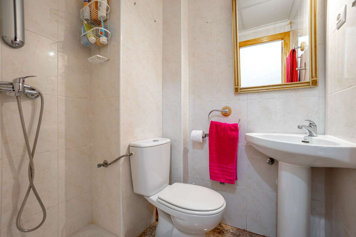 For sale - 2 Bedroom 2 Bathroom Apartment - Middle Floor Apartment in San Pedro del Pinatar - Lo Pagan  - Murcia