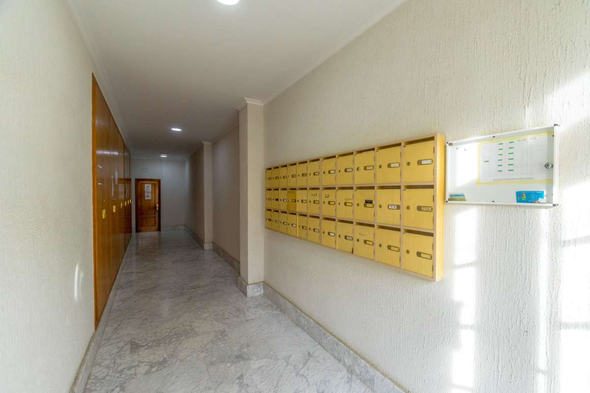 For sale - 2 Bedroom 2 Bathroom Apartment - Middle Floor Apartment in San Pedro del Pinatar - Lo Pagan  - Murcia