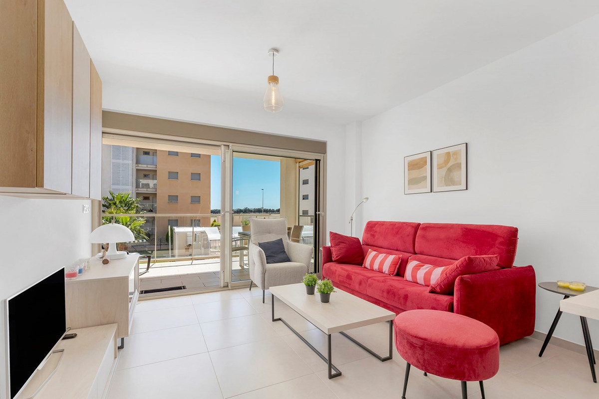 For sale - 2 Bedroom 2 Bathroom Apartment - Middle Floor Apartment in Orihuela - Villamartin  - Alicante