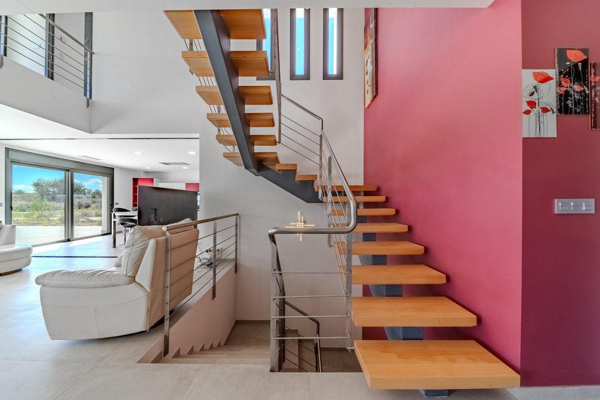 For sale - 5 Bedroom 4 Bathroom House - Detached Villa in San Fulgencio - La Marina  - Alicante