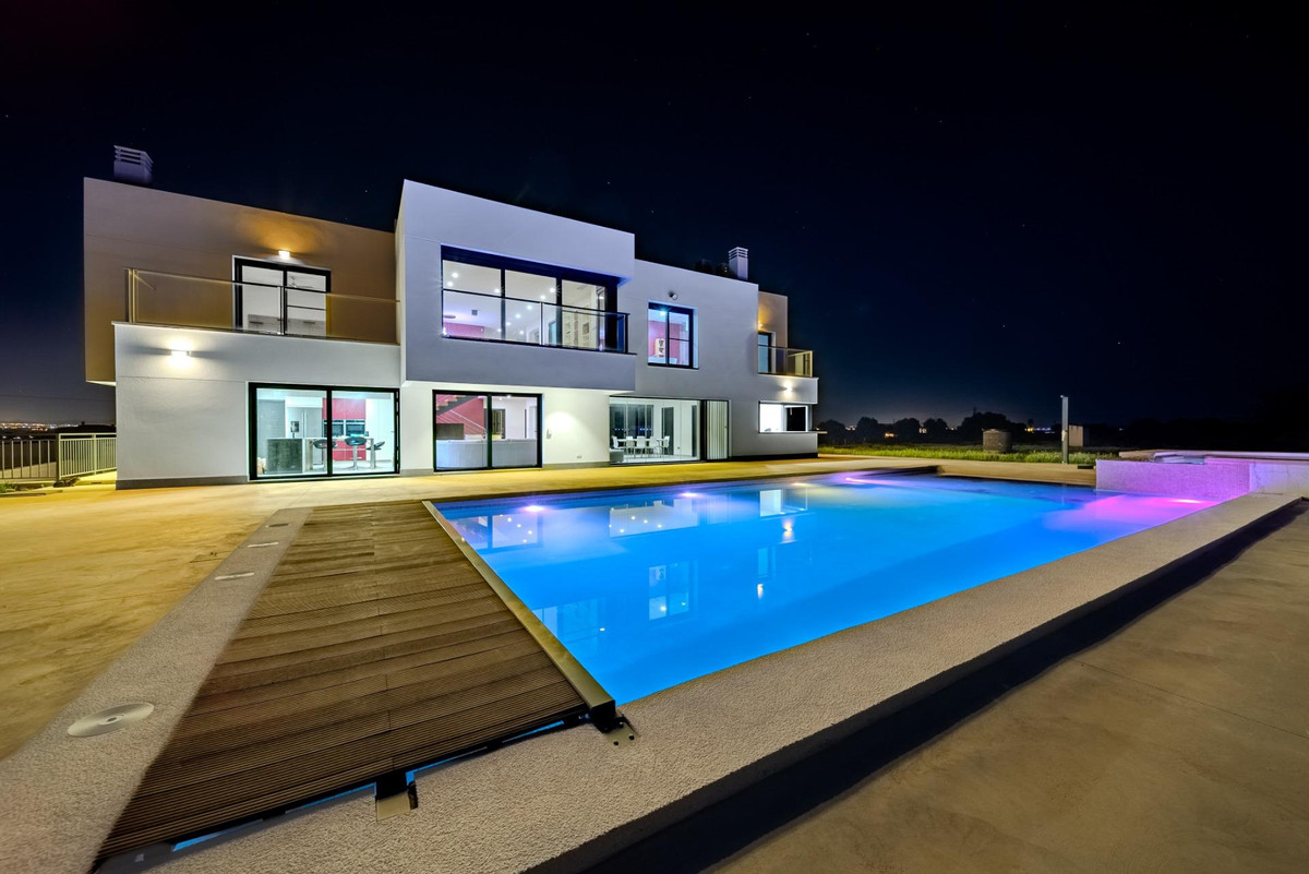 For sale - 5 Bedroom 4 Bathroom House - Detached Villa in San Fulgencio - La Marina  - Alicante