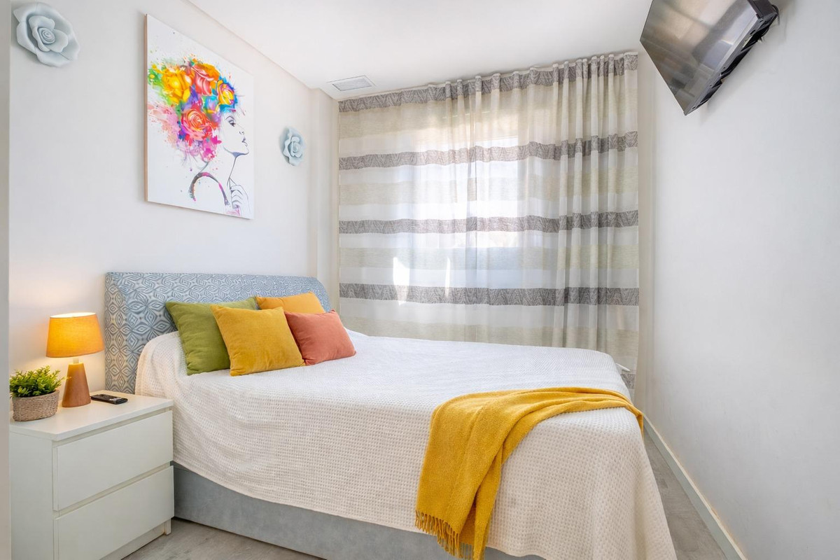 For sale - 3 Bedroom 2 Bathroom Apartment - Ground Floor Apartment in Orihuela - Los Dolses  - Alicante