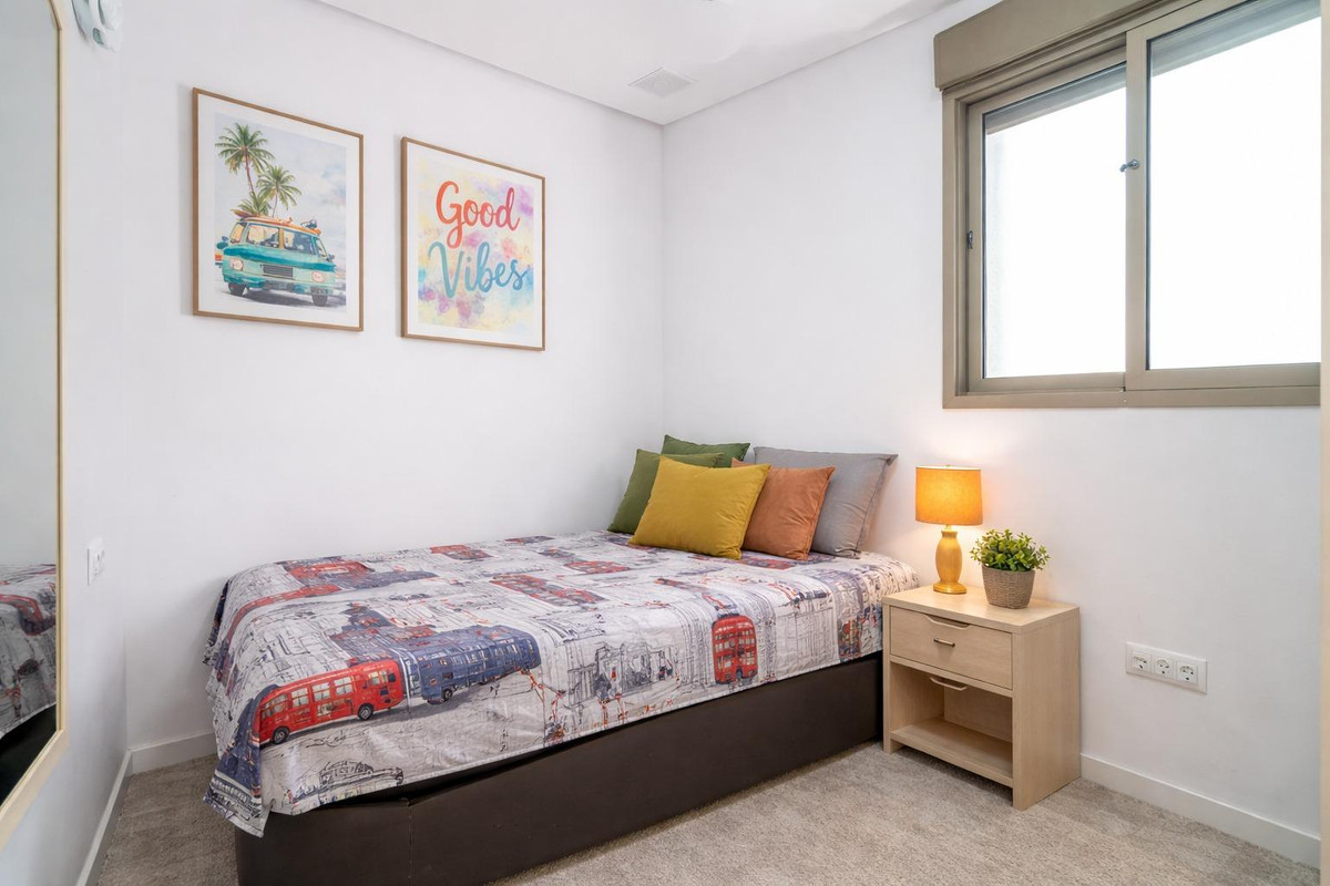 For sale - 3 Bedroom 2 Bathroom Apartment - Ground Floor Apartment in Orihuela - Los Dolses  - Alicante