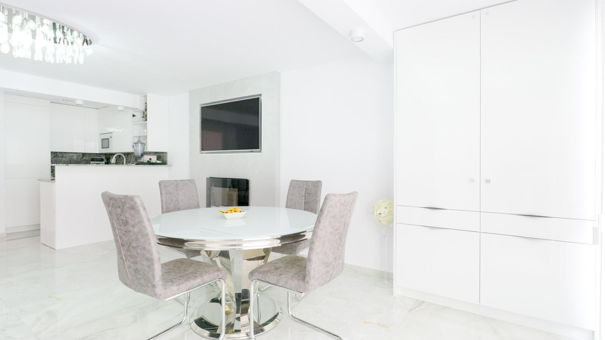 For sale - 4 Bedroom 3 Bathroom House - Townhouse in Orihuela - Punta Prima  - Alicante