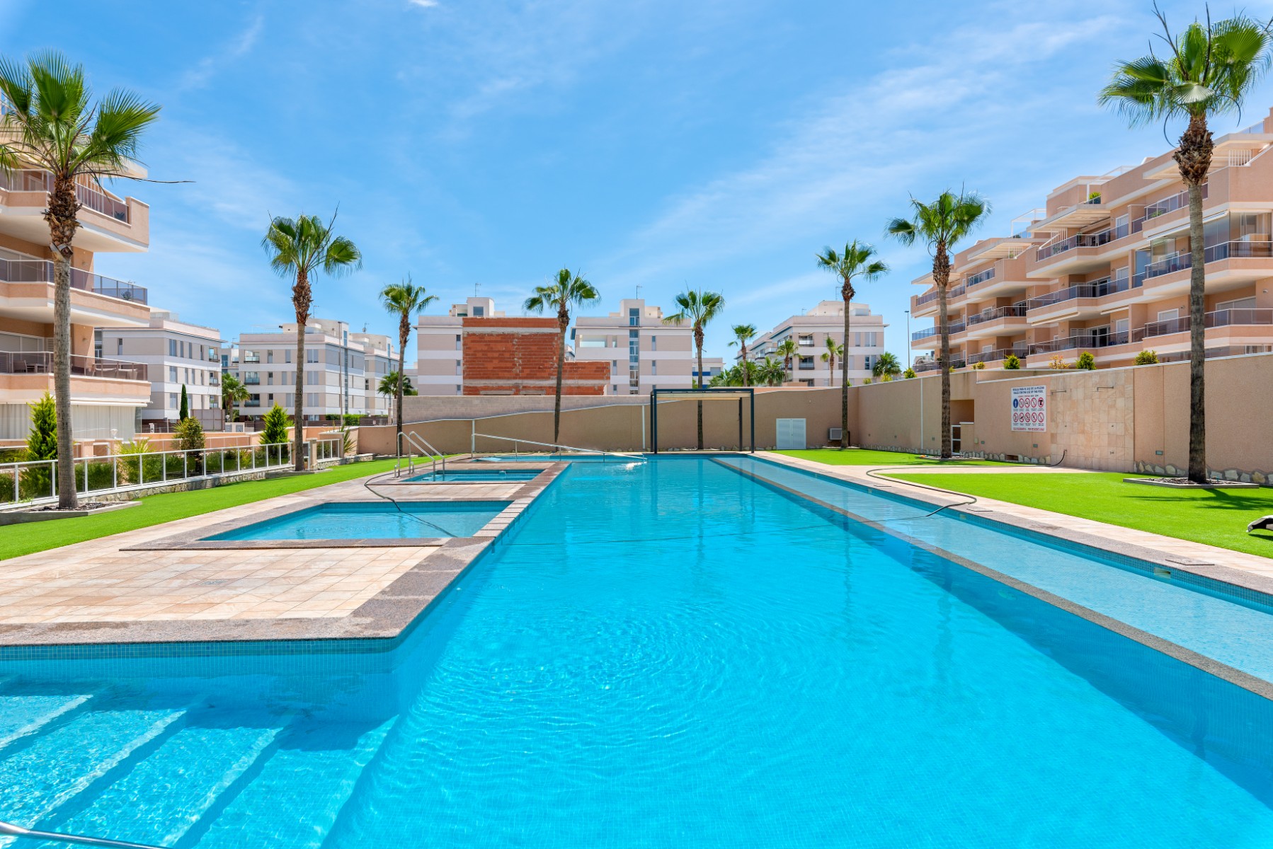 For sale - 3 Bedroom 2 Bathroom Apartment in Orihuela Costa - Los Dolses  - Alicante