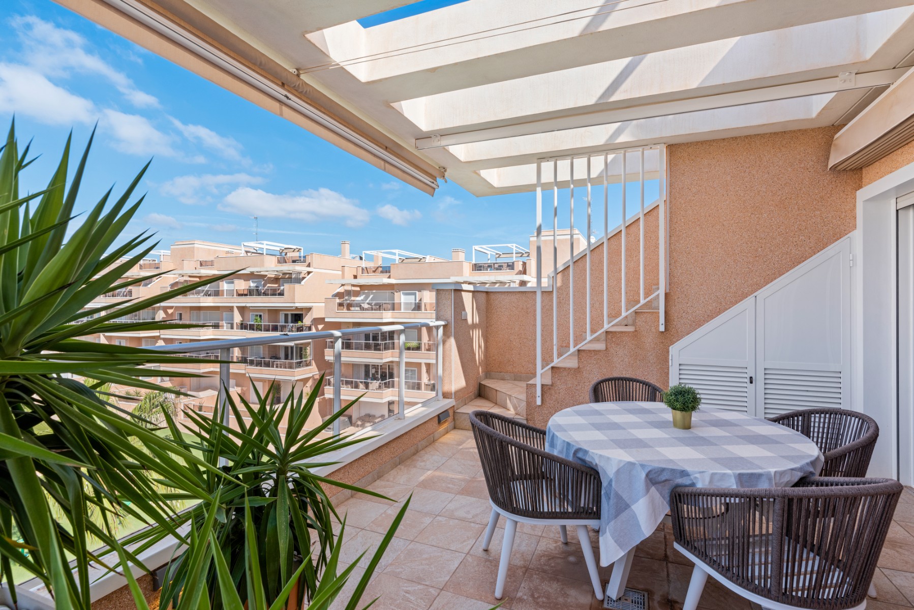 For sale - 3 Bedroom 2 Bathroom Apartment in Orihuela Costa - Los Dolses  - Alicante