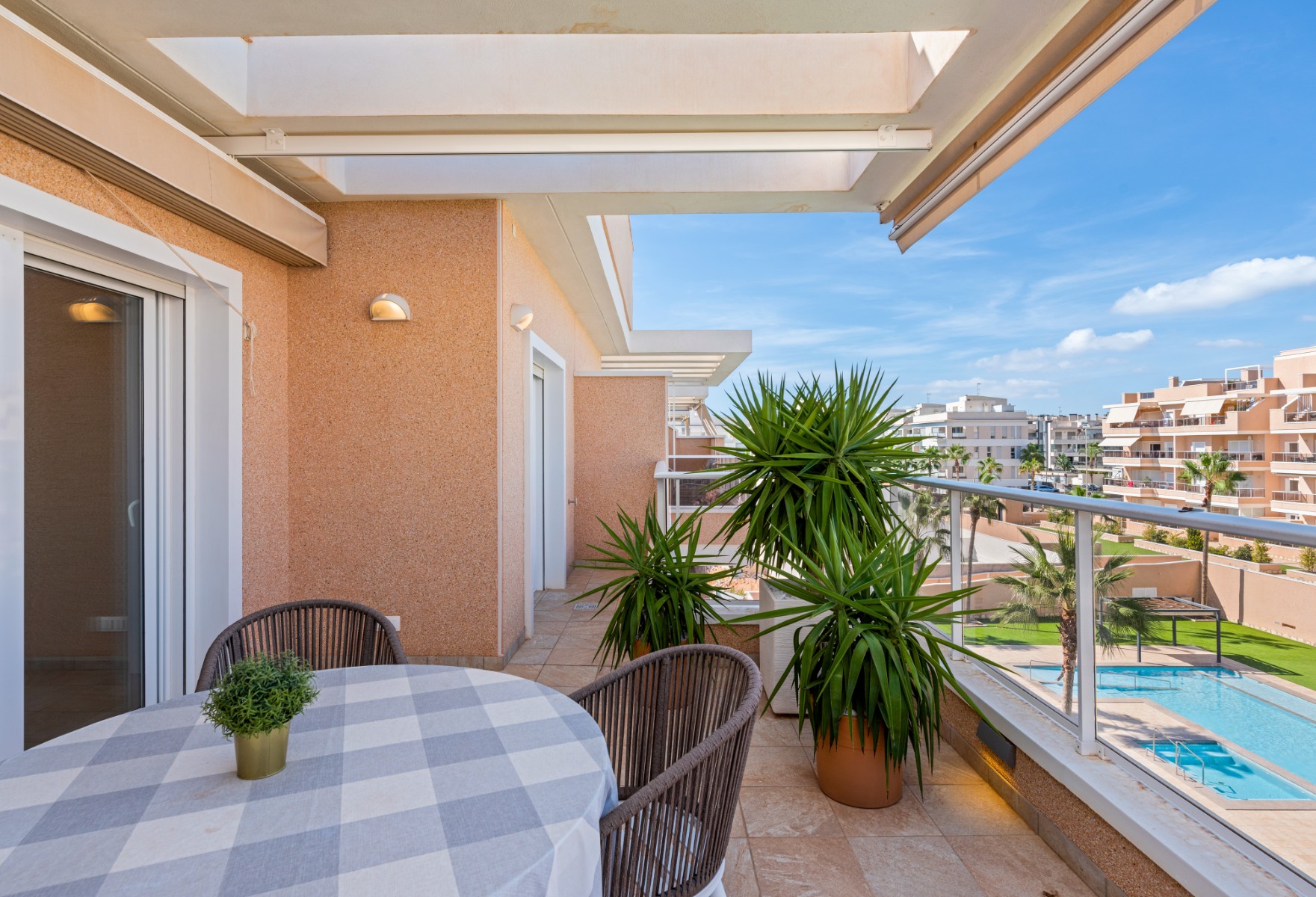 For sale - 3 Bedroom 2 Bathroom Apartment in Orihuela Costa - Los Dolses  - Alicante