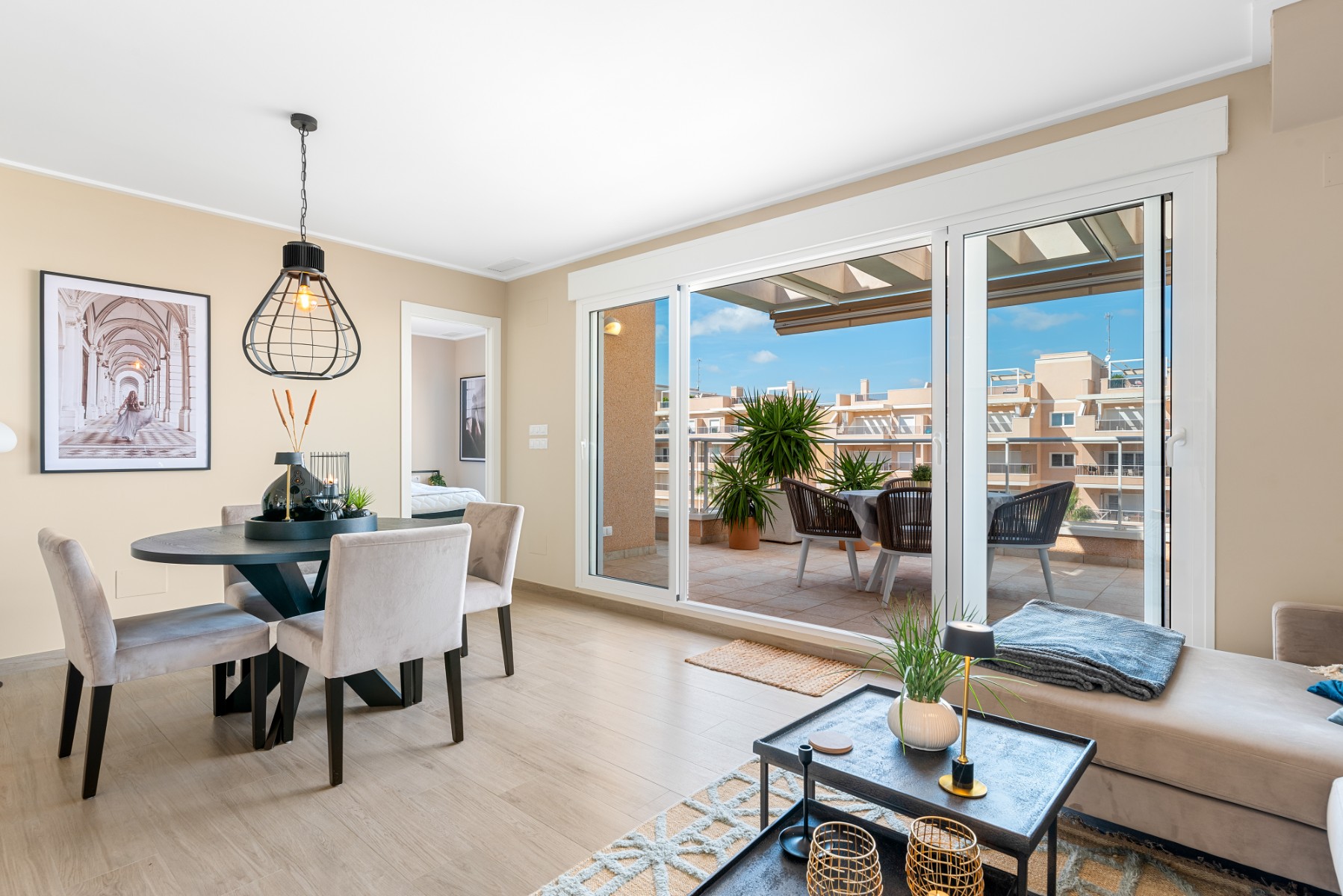 For sale - 3 Bedroom 2 Bathroom Apartment in Orihuela Costa - Los Dolses  - Alicante