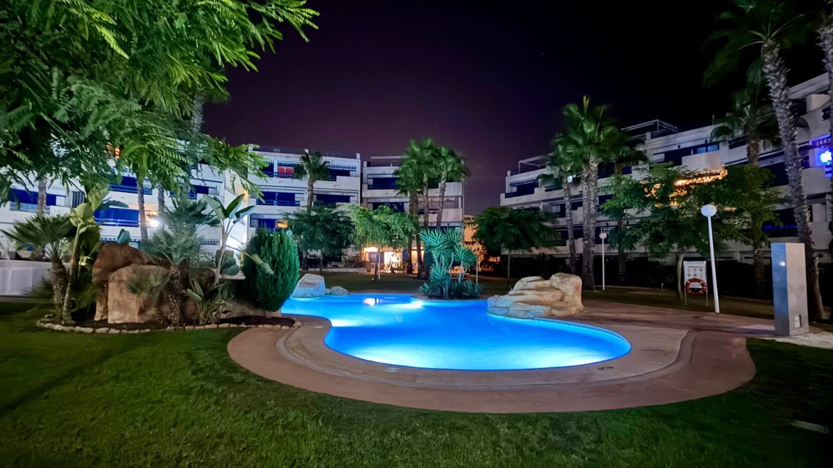 For sale - 2 Bedroom 2 Bathroom Apartment in Playa Flamenca - , Playa Flamenca, Alicante, Spain - Alicante