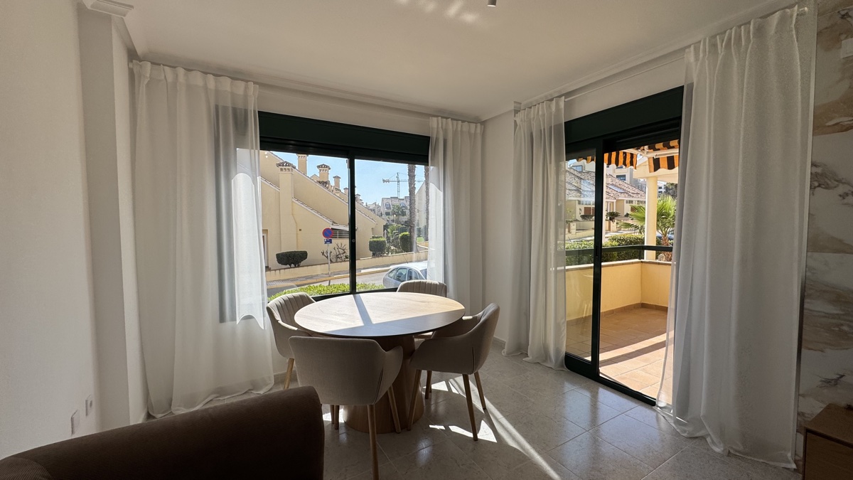 For sale - 2 Bedroom 2 Bathroom Apartment in Campoamor Golf Villamartin - , Campoamor Golf, Alicante, Spain - Alicante