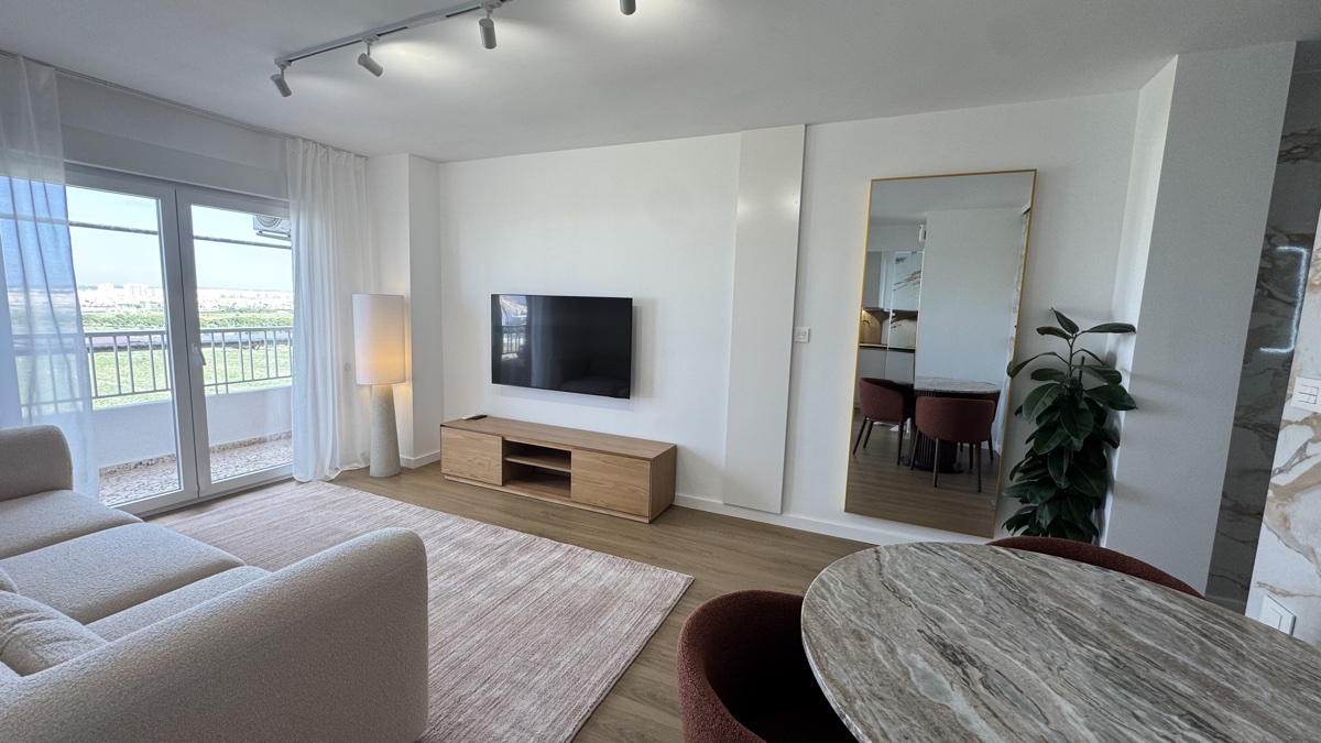 For sale - 2 Bedroom 1 Bathroom Apartment in Punta Prima - , Punta Prima, Alicante, Spain - Alicante
