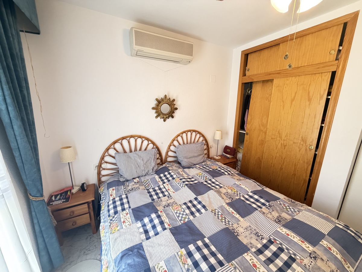 For sale - 2 Bedroom 1 Bathroom Apartment in Villamartin - , Villamartin, Alicante, Spain - Alicante