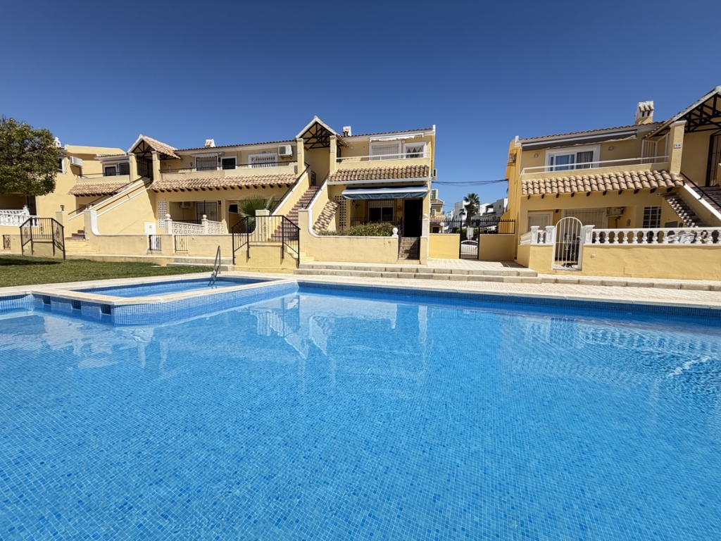2 Bedroom 1 Bathroom Apartment in Villamartin