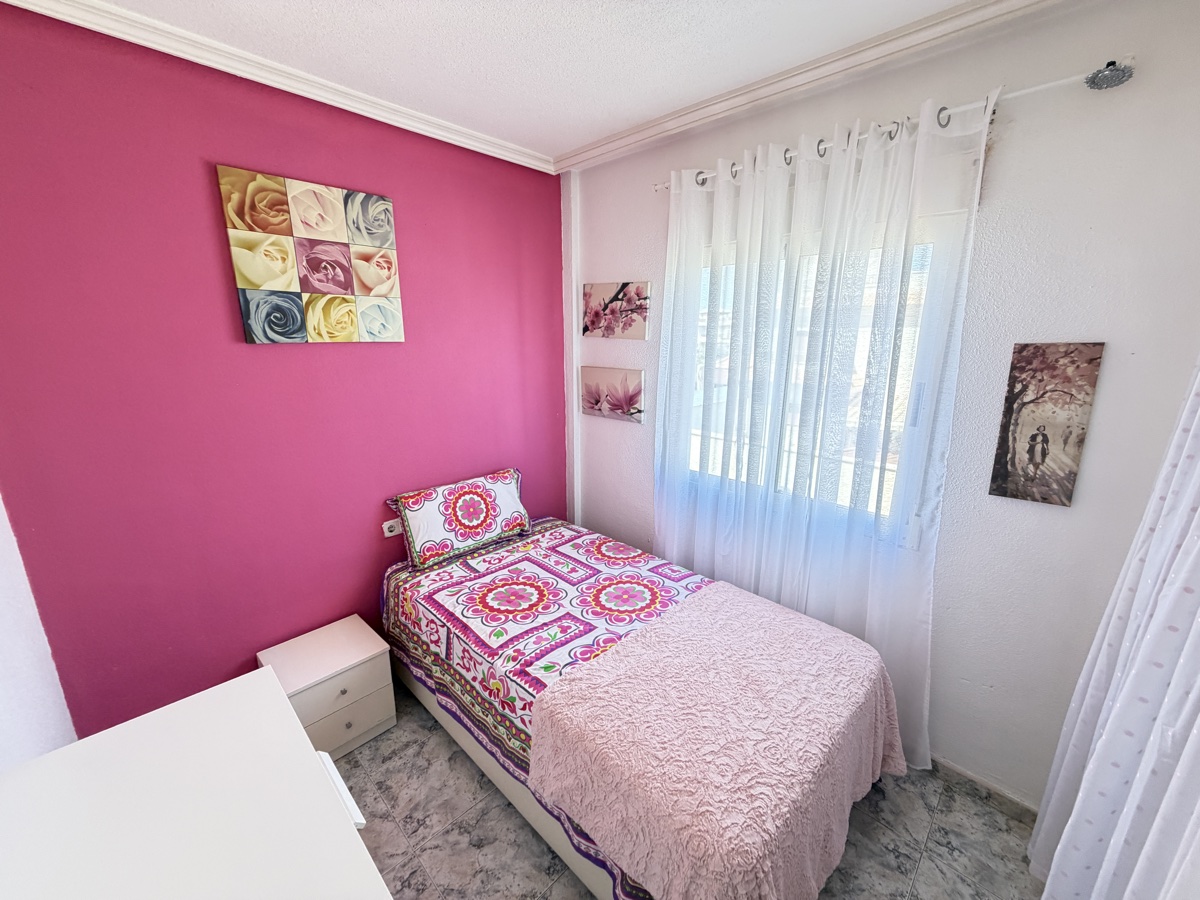 For sale - 3 Bedroom 2 Bathroom Apartment in La Zenia - , La Zenia, Alicante, Spain - Alicante