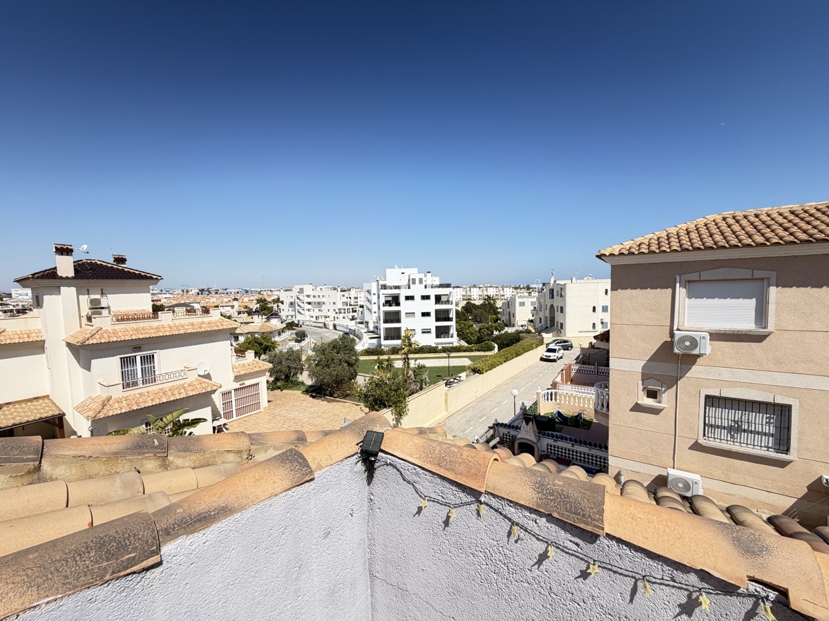 For sale - 3 Bedroom 2 Bathroom Apartment in La Zenia - , La Zenia, Alicante, Spain - Alicante