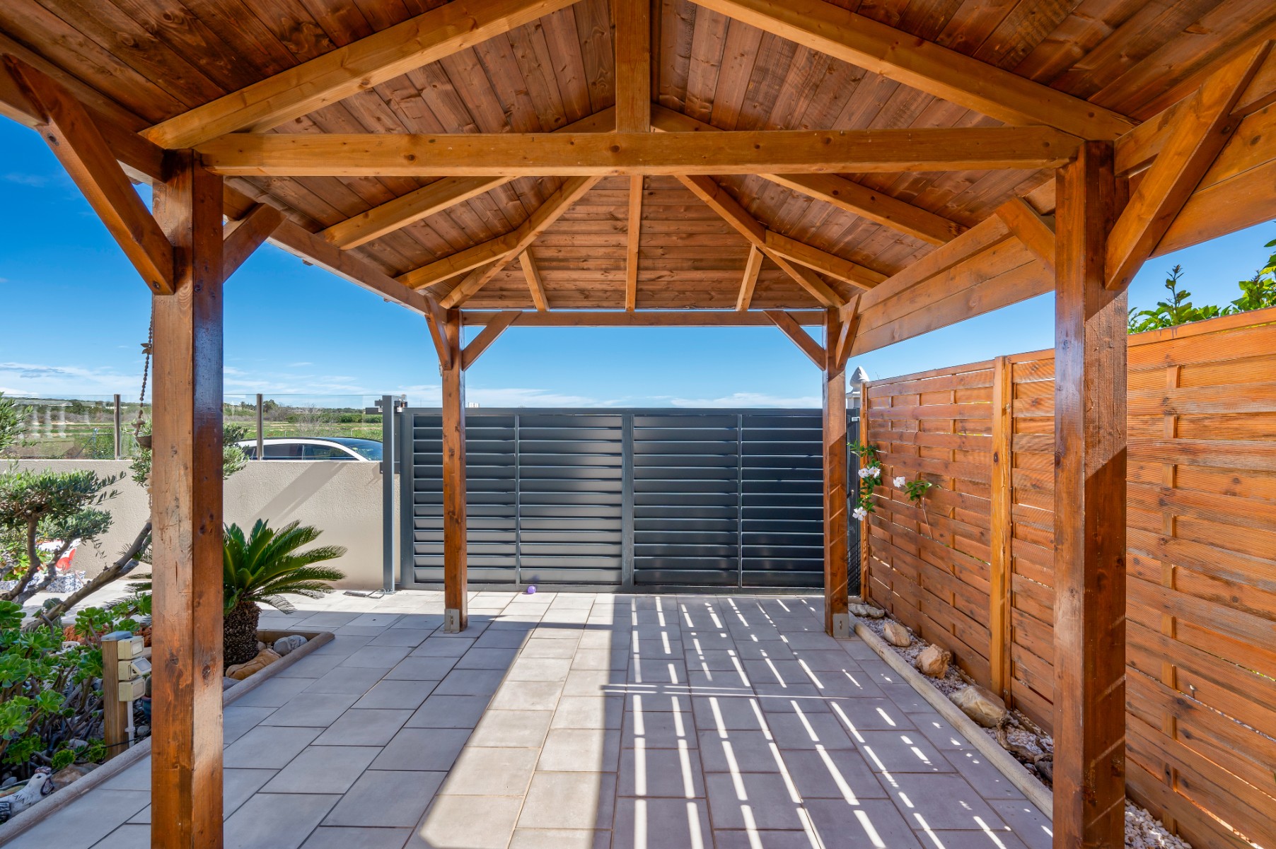 For sale - 3 Bedroom 2 Bathroom Villa in El Raso - El Raso  - Alicante