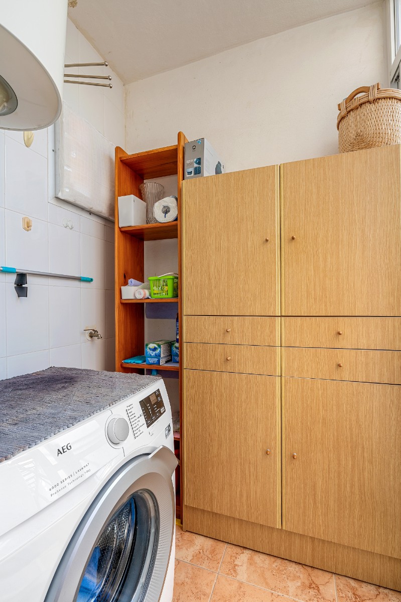 For sale - 2 Bedroom 1 Bathroom Penthouse Apartment in Torrevieja - Torrevieja  - Alicante