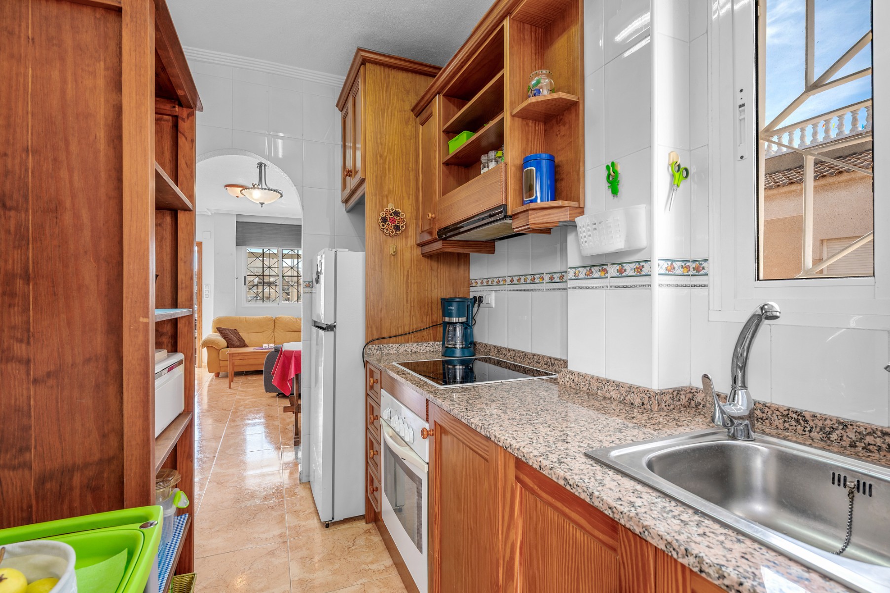 For sale - 2 Bedroom 1 Bathroom Penthouse Apartment in Torrevieja - Torrevieja  - Alicante