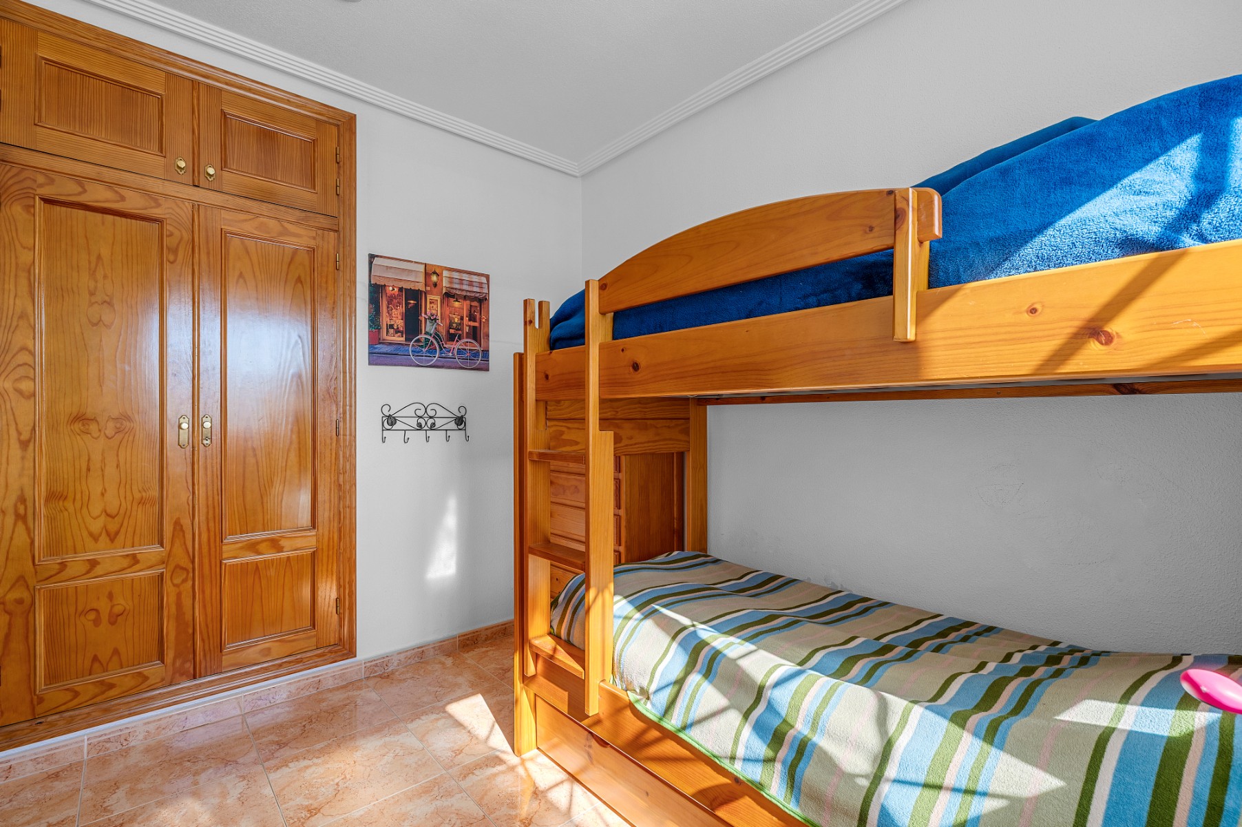 For sale - 2 Bedroom 1 Bathroom Penthouse Apartment in Torrevieja - Torrevieja  - Alicante