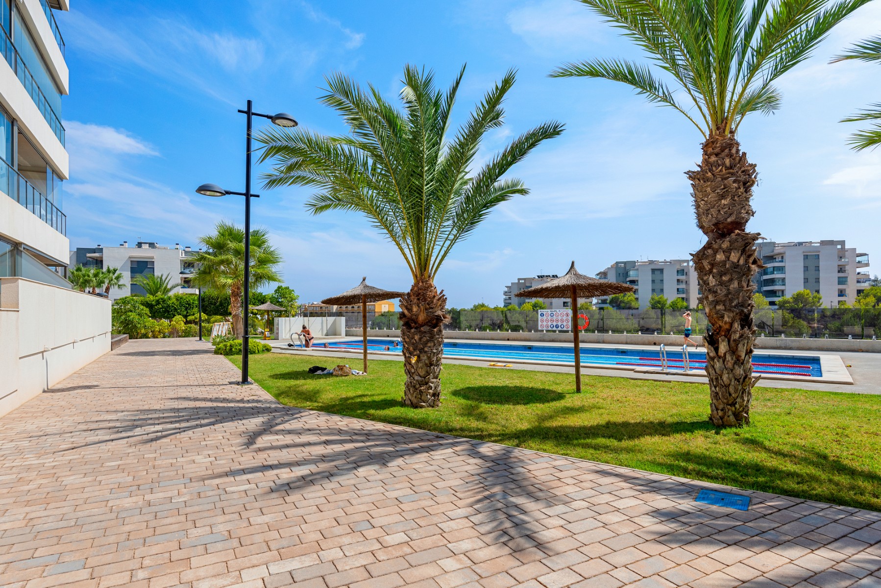 For sale - 3 Bedroom 2 Bathroom Apartment in Orihuela Costa - Los Dolses  - Alicante