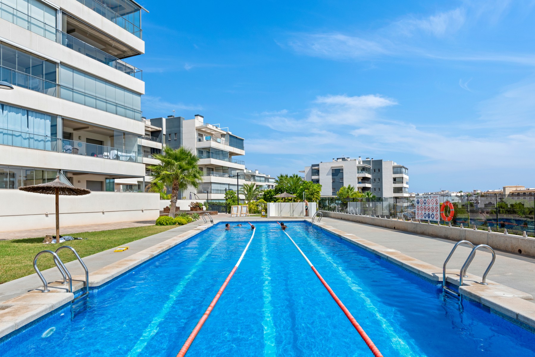 For sale - 3 Bedroom 2 Bathroom Apartment in Orihuela Costa - Los Dolses  - Alicante