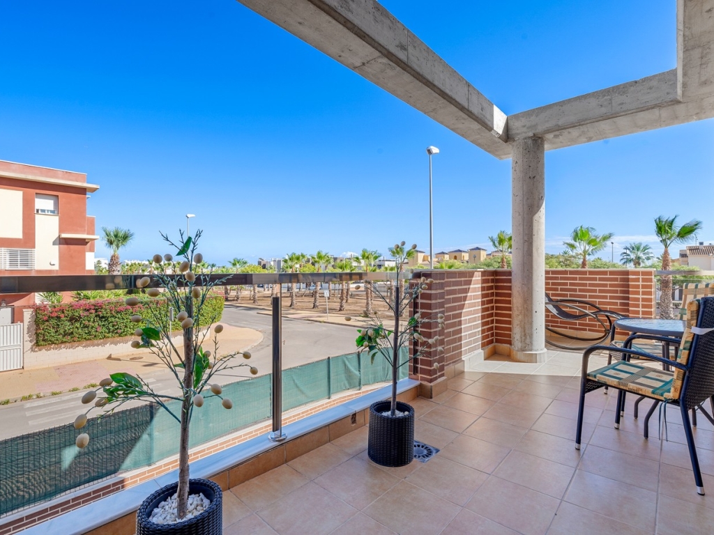 3 Bedroom 2 Bathroom Apartment in Lomas de Cabo Roig