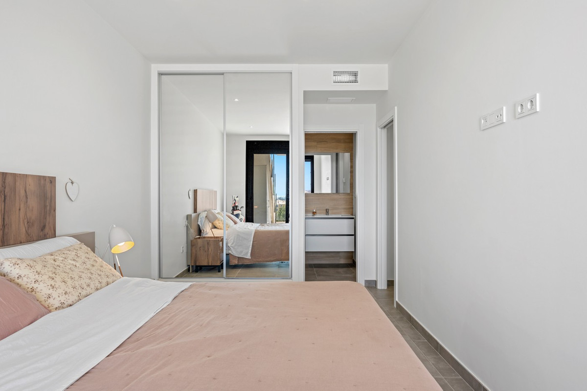 Sold - 2 Bedroom 2 Bathroom Apartment - Penthouse in Orihuela - Lomas De Campoamor  - Alicante