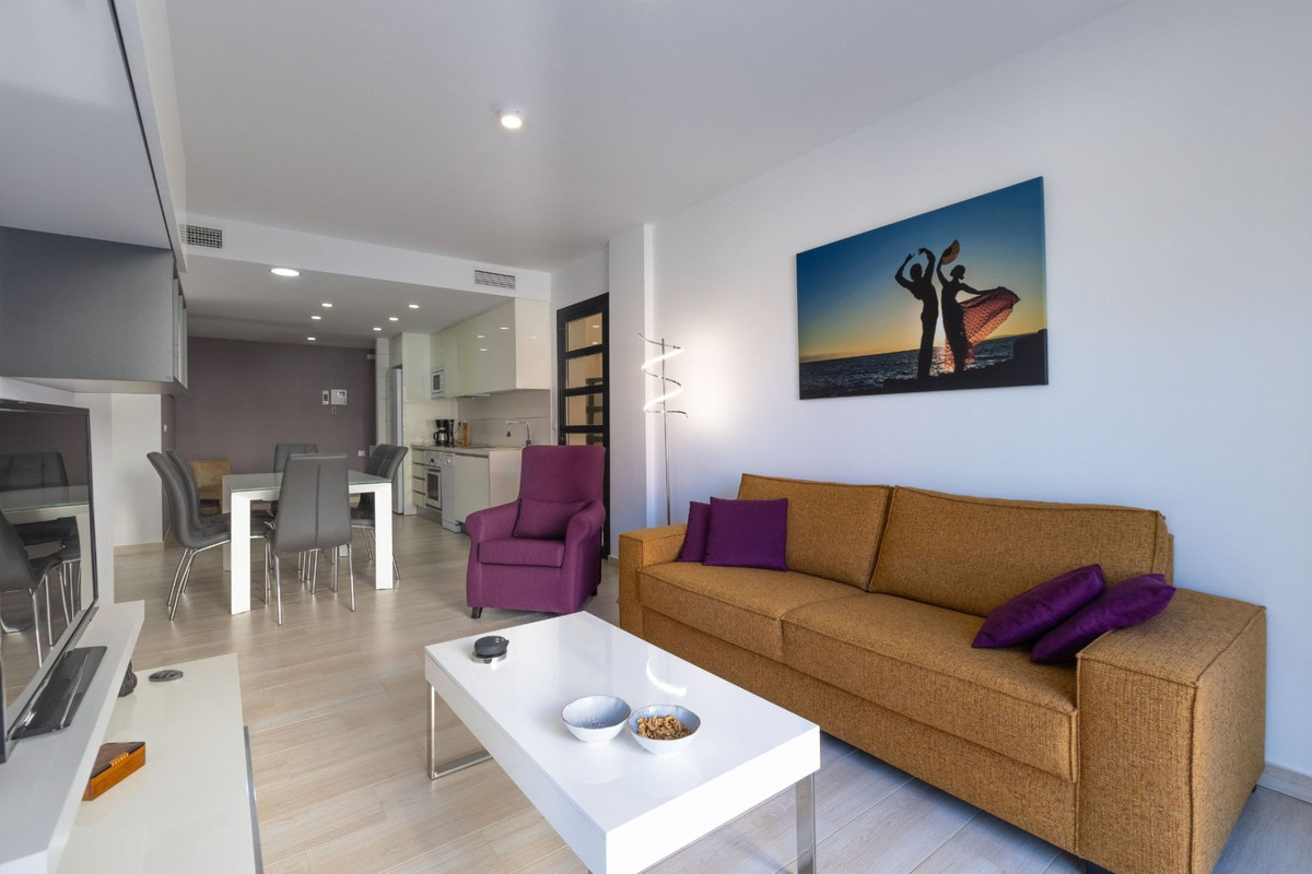 For sale - 2 Bedroom 2 Bathroom Ground Floor Apartment in Villamartin - Villamartin  - Alicante