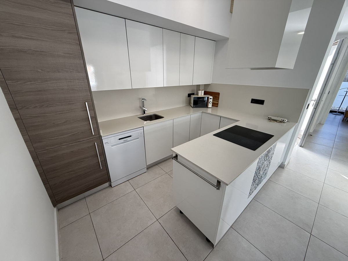 For sale - 3 Bedroom 2 Bathroom House - Detached Villa in Orihuela - Lomas de Cabo Roig  - Alicante