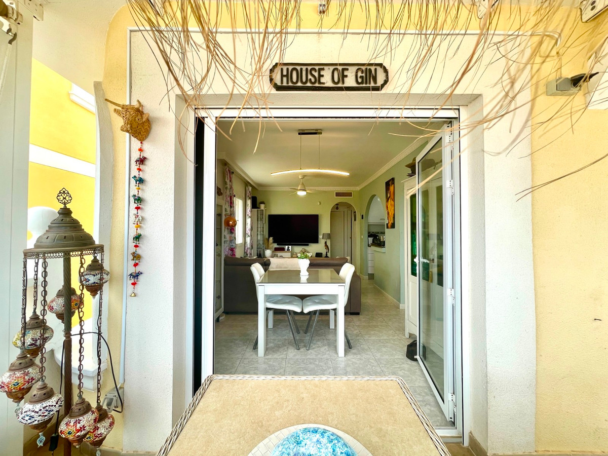 For sale - 3 Bedroom 2 Bathroom House - Detached Villa in San Fulgencio - San Fulgencio Centro  - Alicante