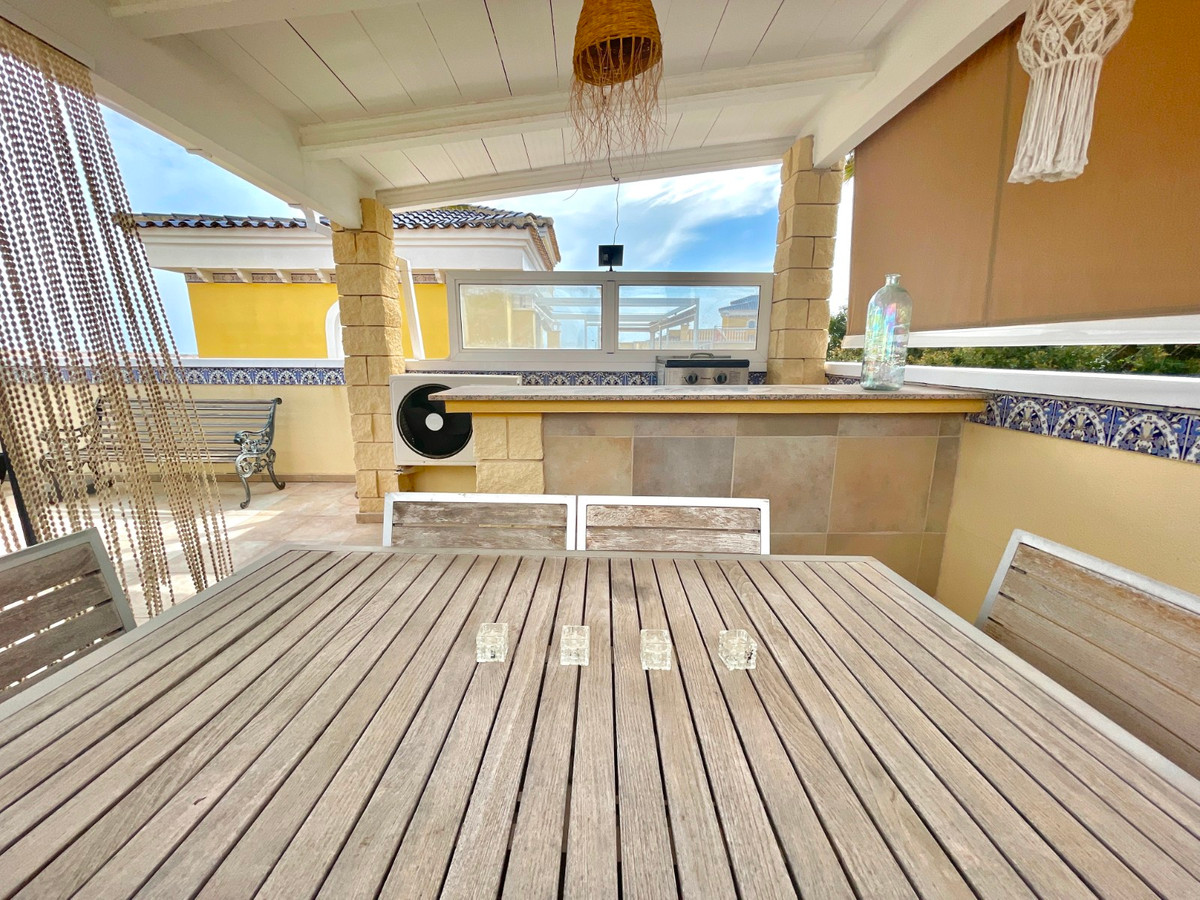 For sale - 3 Bedroom 2 Bathroom House - Detached Villa in San Fulgencio - San Fulgencio Centro  - Alicante