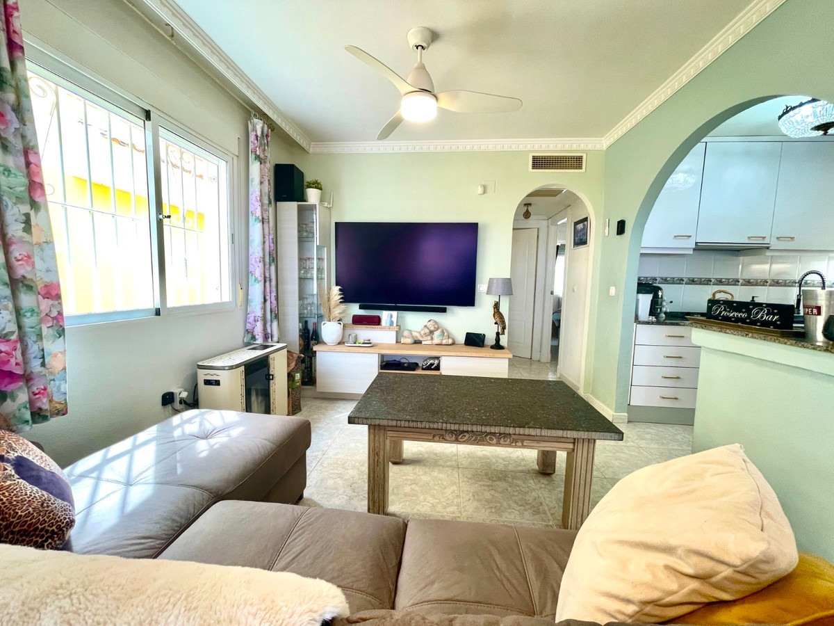 For sale - 3 Bedroom 2 Bathroom House - Detached Villa in San Fulgencio - San Fulgencio Centro  - Alicante